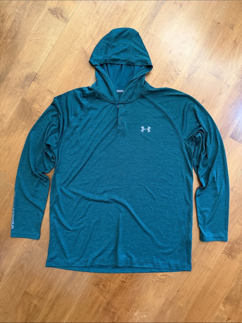 UNDER ARMOUR Heather-Green Heat Gear Hooded Long Sleeve Lightweight Pullover
